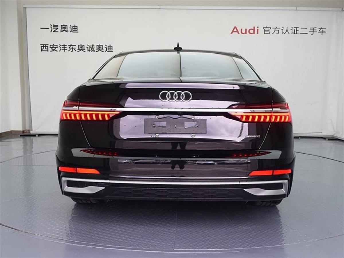 奧迪 奧迪A6L  2023款 改款 45 TFSI quattro 臻選動(dòng)感型圖片