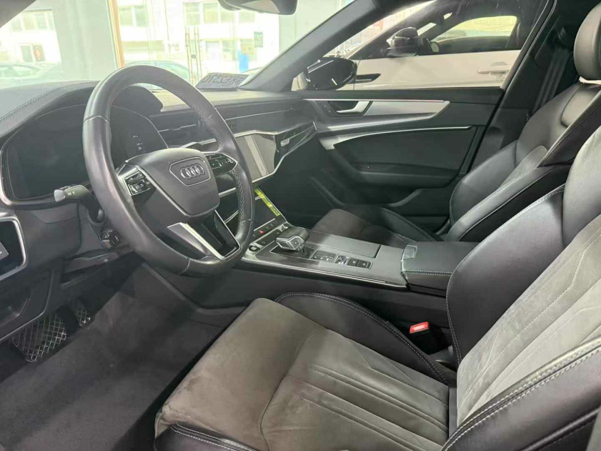 奧迪 奧迪A6L  2022款 40 TFSI 豪華動感型圖片