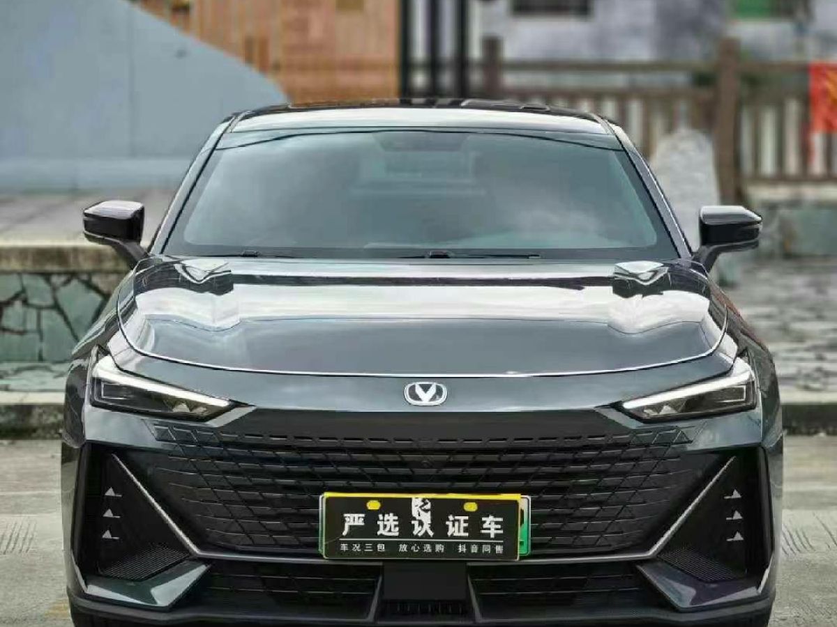 2023年6月長(zhǎng)安 長(zhǎng)安UNI-V  2023款 1.5T 尊享型