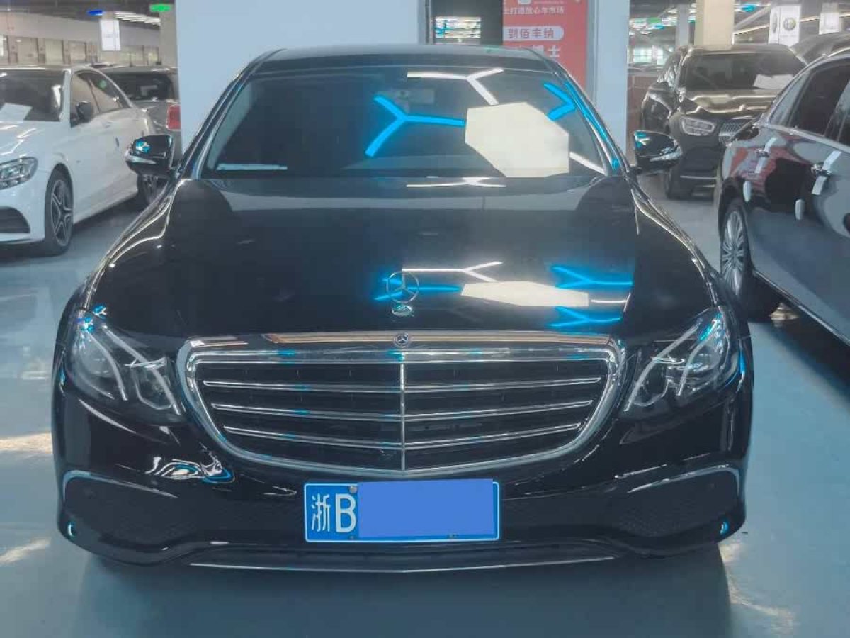 奔馳 奔馳E級(jí)  2019款 改款 E 300 L 時(shí)尚型圖片