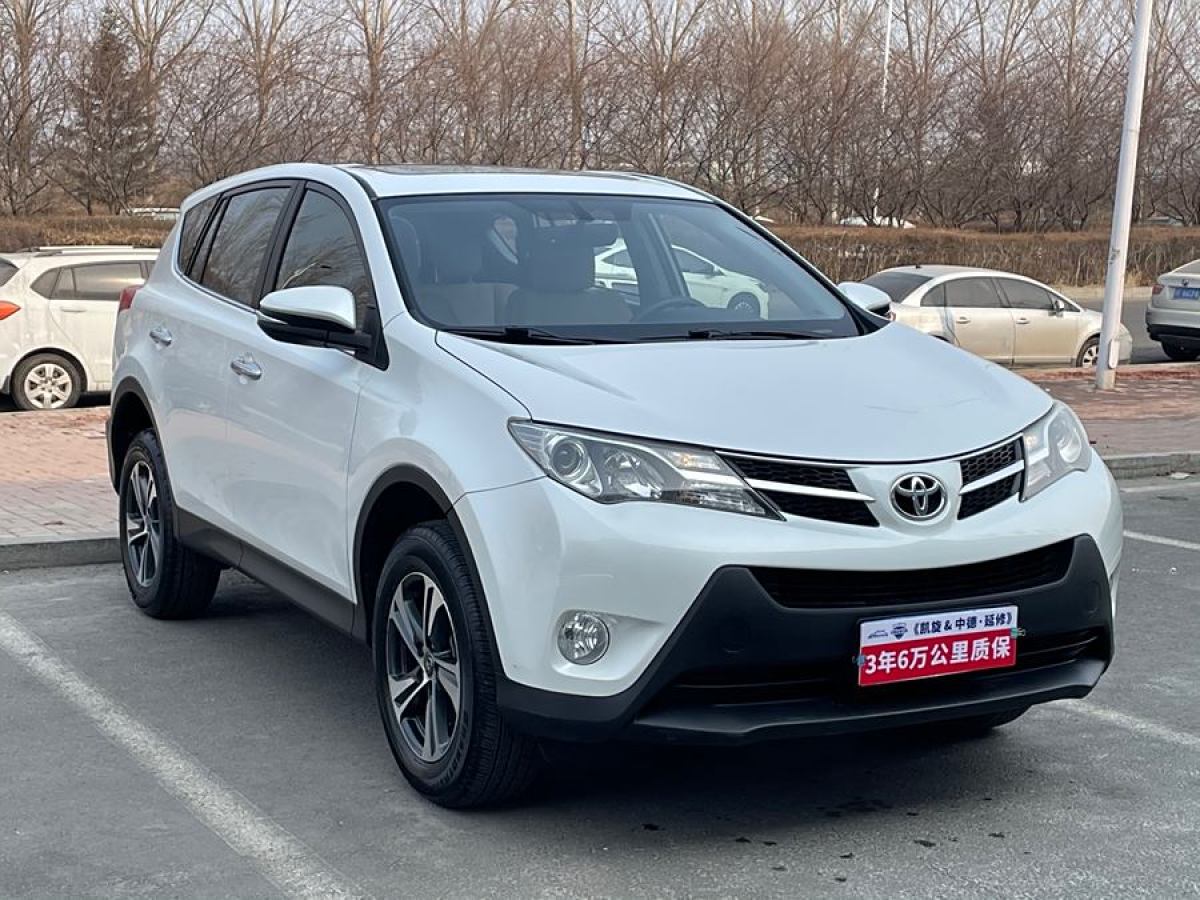 2016年1月豐田 RAV4榮放  2015款 2.0L CVT四驅(qū)新銳版