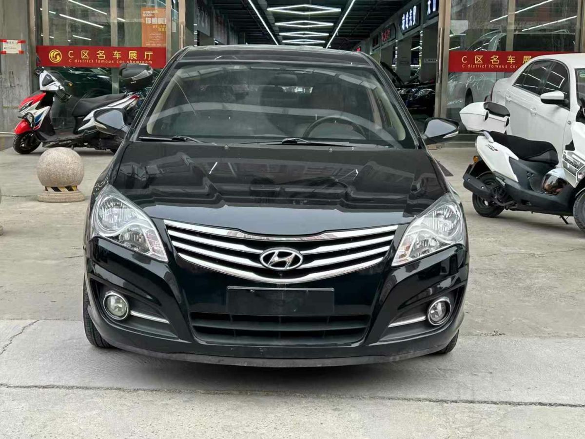 現(xiàn)代 悅動  2011款 1.6L 自動頂級型圖片