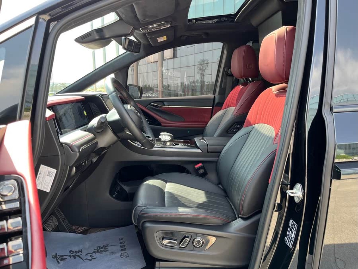廣汽傳祺 M8  2024款 宗師系列 400T 先鋒版圖片