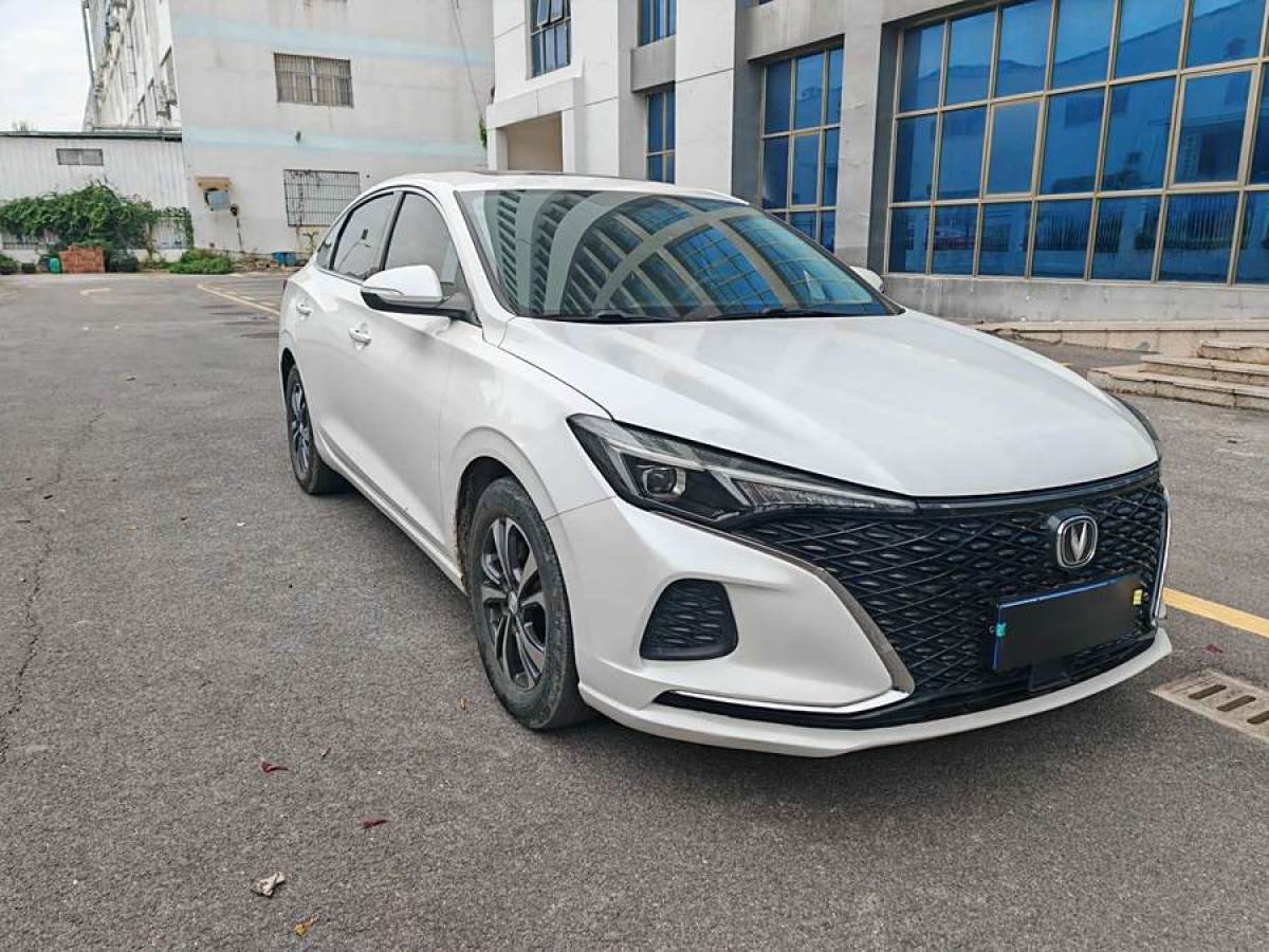 長(zhǎng)安 逸動(dòng)  2020款 PLUS 藍(lán)鯨NE 1.4T GDI DCT尊貴型圖片