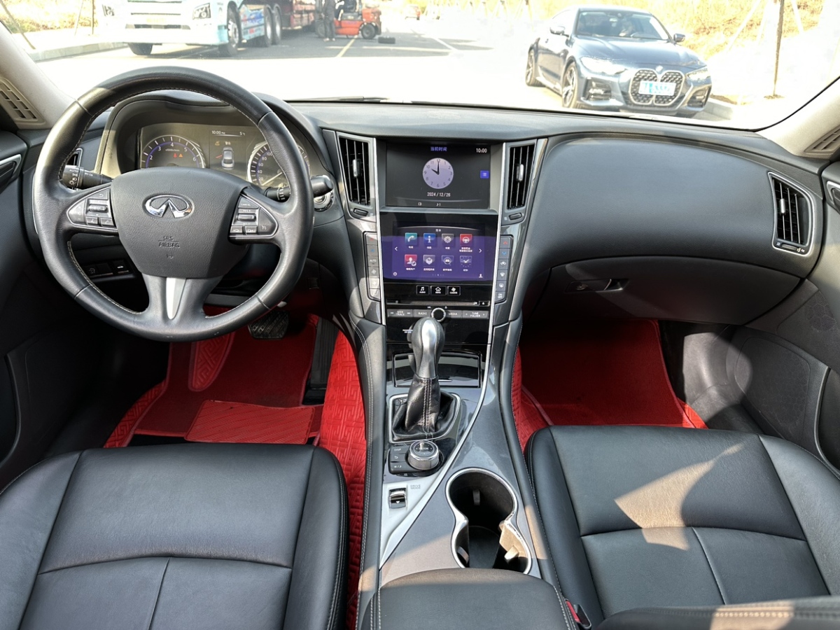 英菲尼迪 Q50L  2016款 2.0T 舒適版圖片