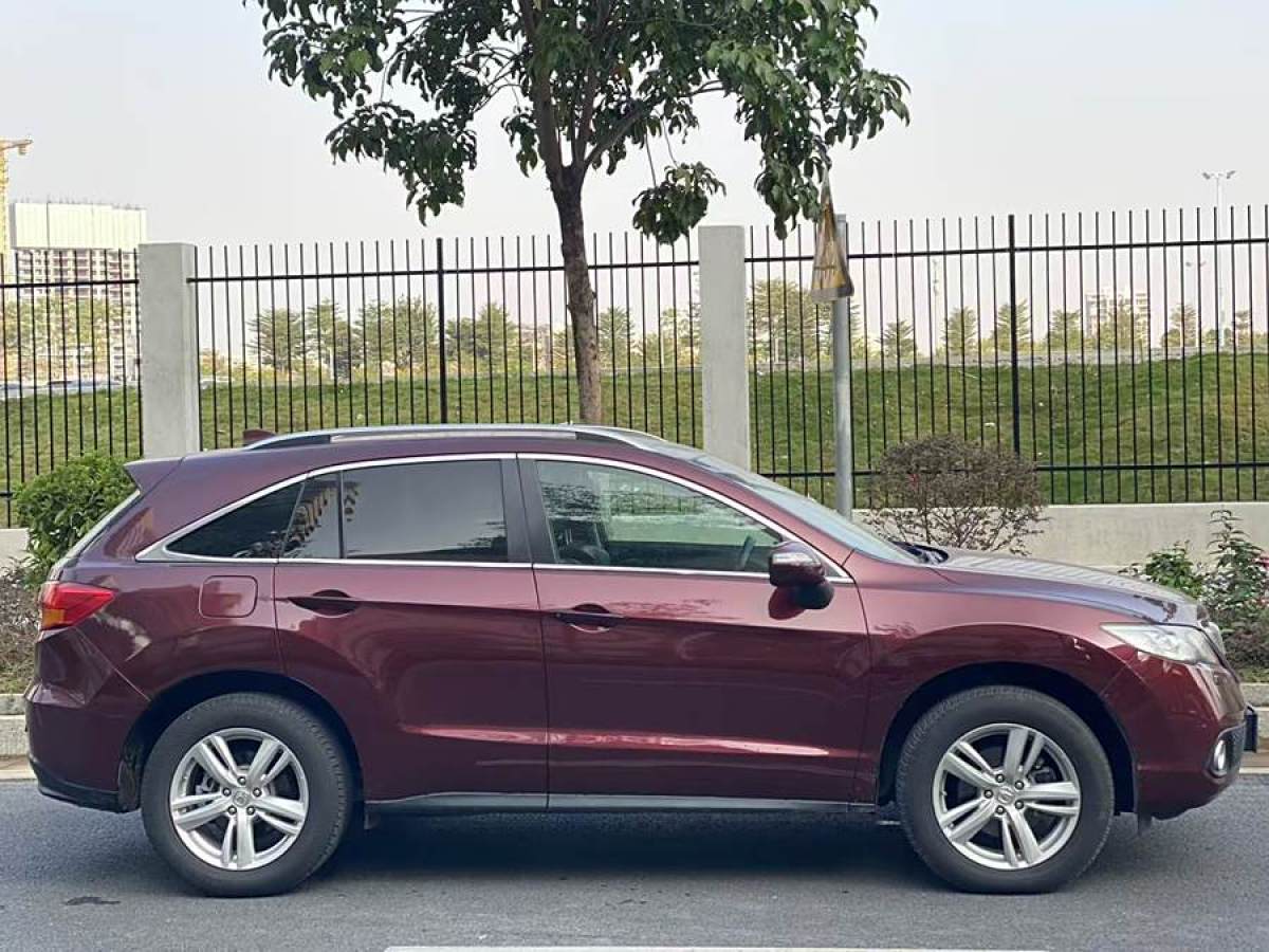 謳歌 RDX  2013款 3.0L 兩驅(qū)精英版圖片