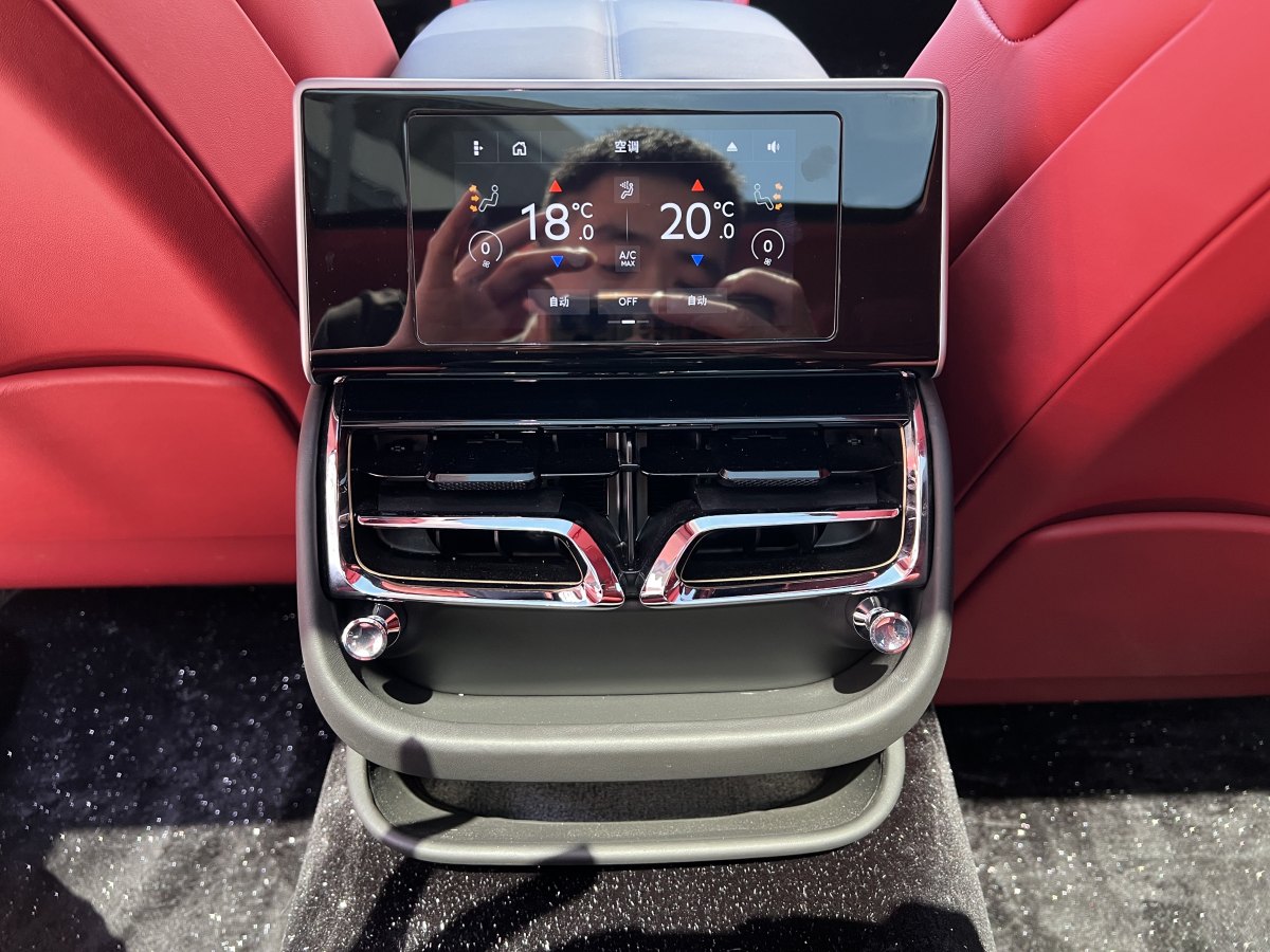 賓利 飛馳  2023款 4.0T V8 雅度版圖片