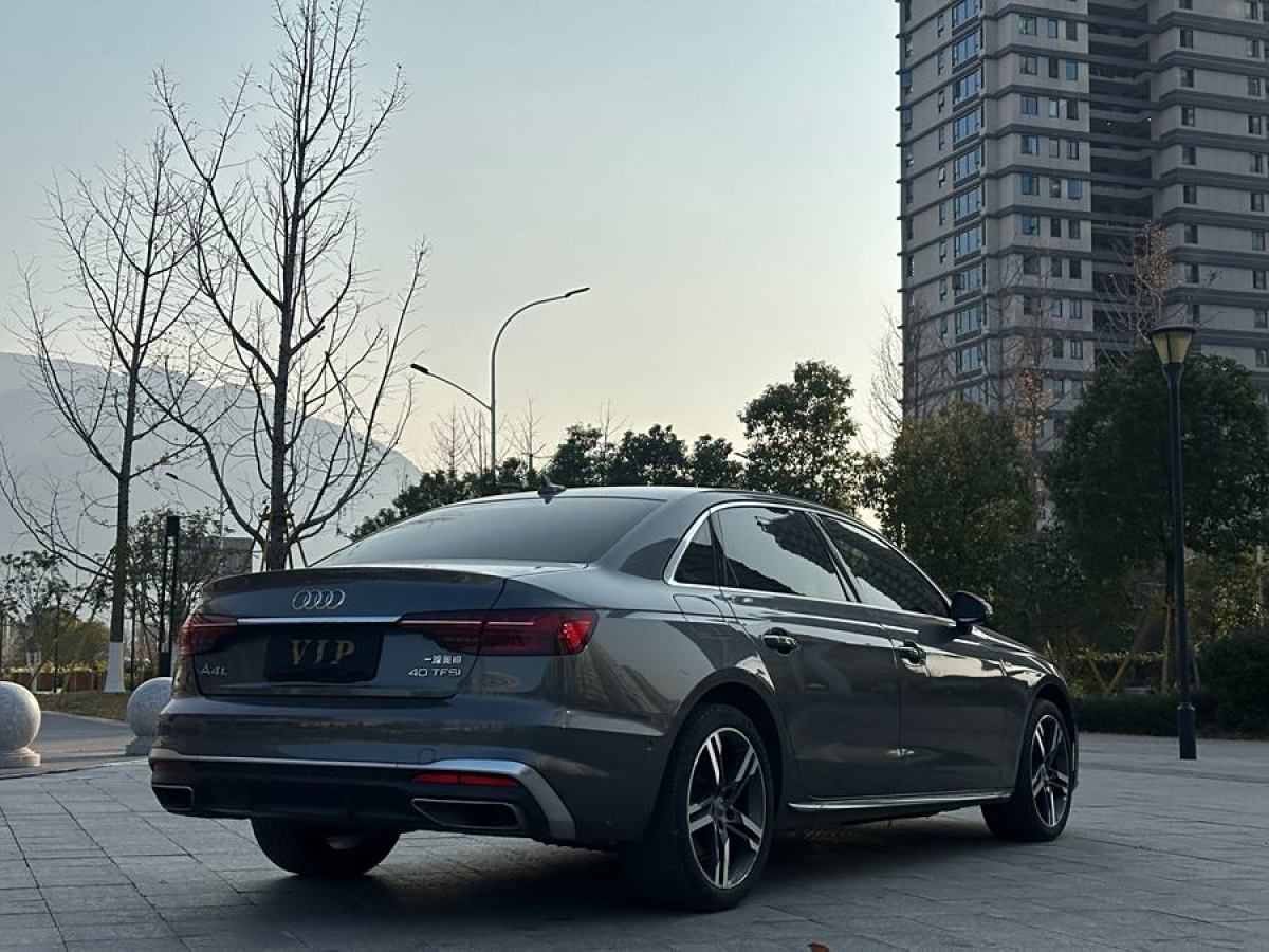 奧迪 奧迪A4L  2022款 40 TFSI 豪華動感型圖片