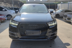 奧迪Q7 奧迪 45 TFSI 舒適型