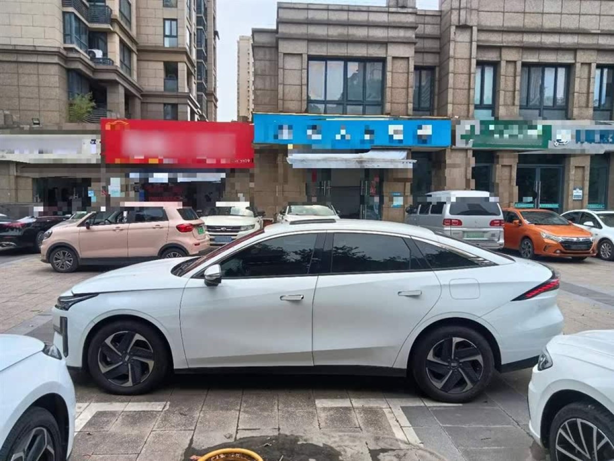 銀河 銀河L6  2023款 60km PLUS圖片