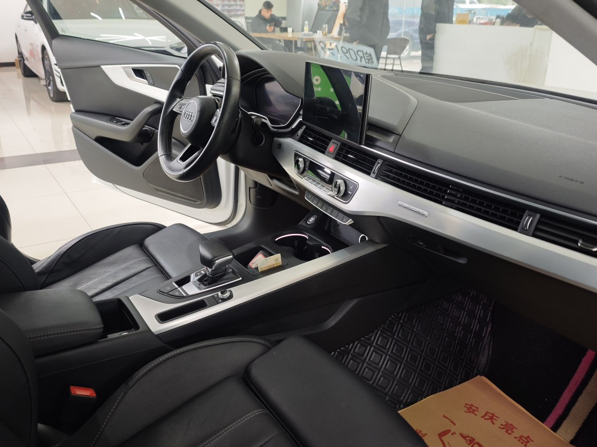 奧迪 奧迪A4L  2020款 40 TFSI 豪華動感型圖片