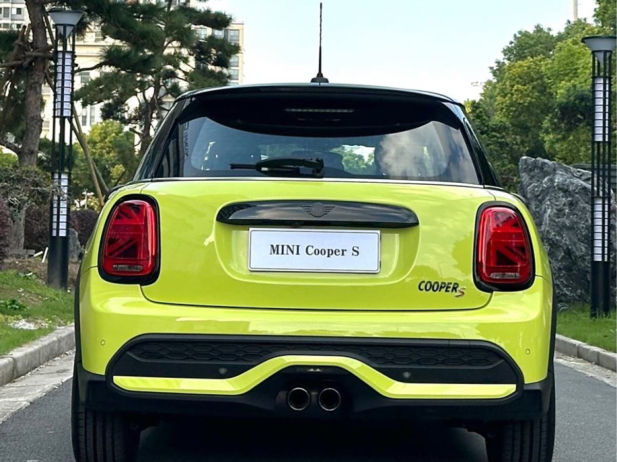 2022年11月MINI MINI  2022款 改款 1.5T COOPER 藝術家