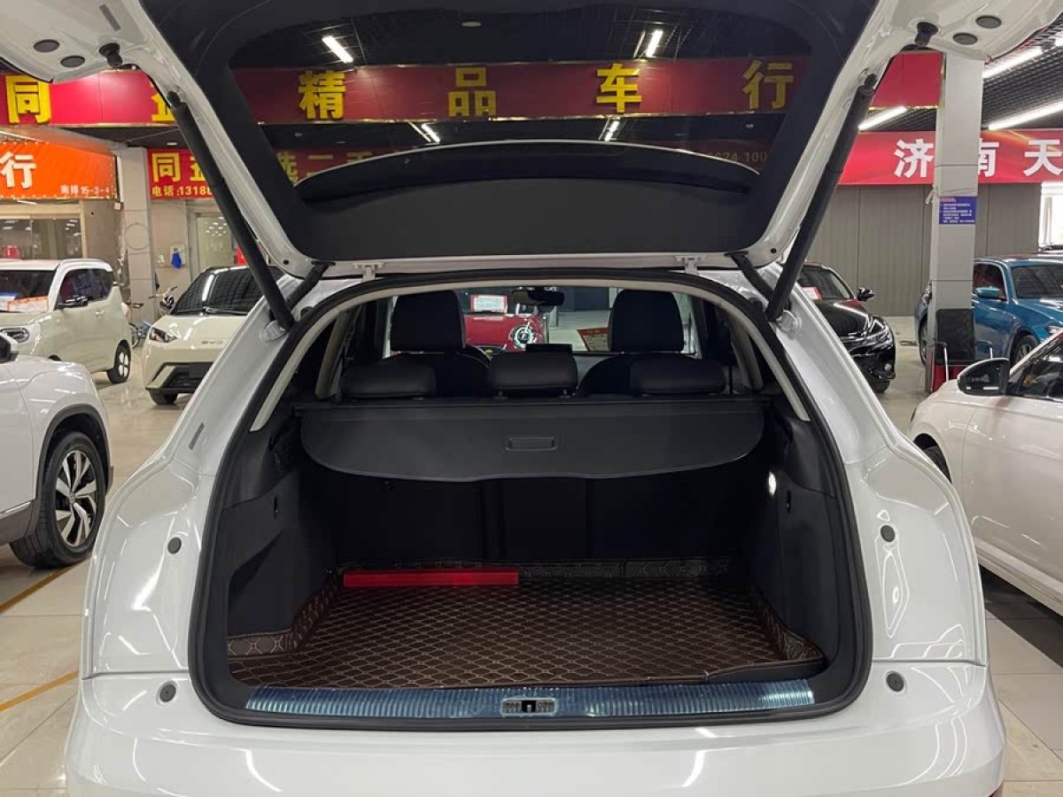 奧迪 奧迪Q3  2018款 30周年年型 30 TFSI 時尚型圖片