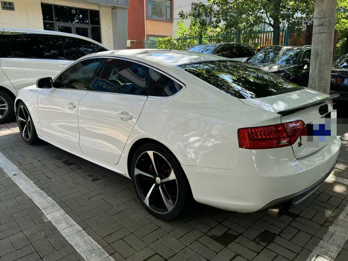 奧迪 奧迪A1  2014款 30 TFSI 技術(shù)型圖片