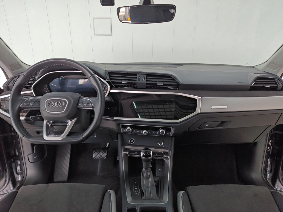 奧迪 奧迪Q3  2023款 35 TFSI 時尚動感型圖片