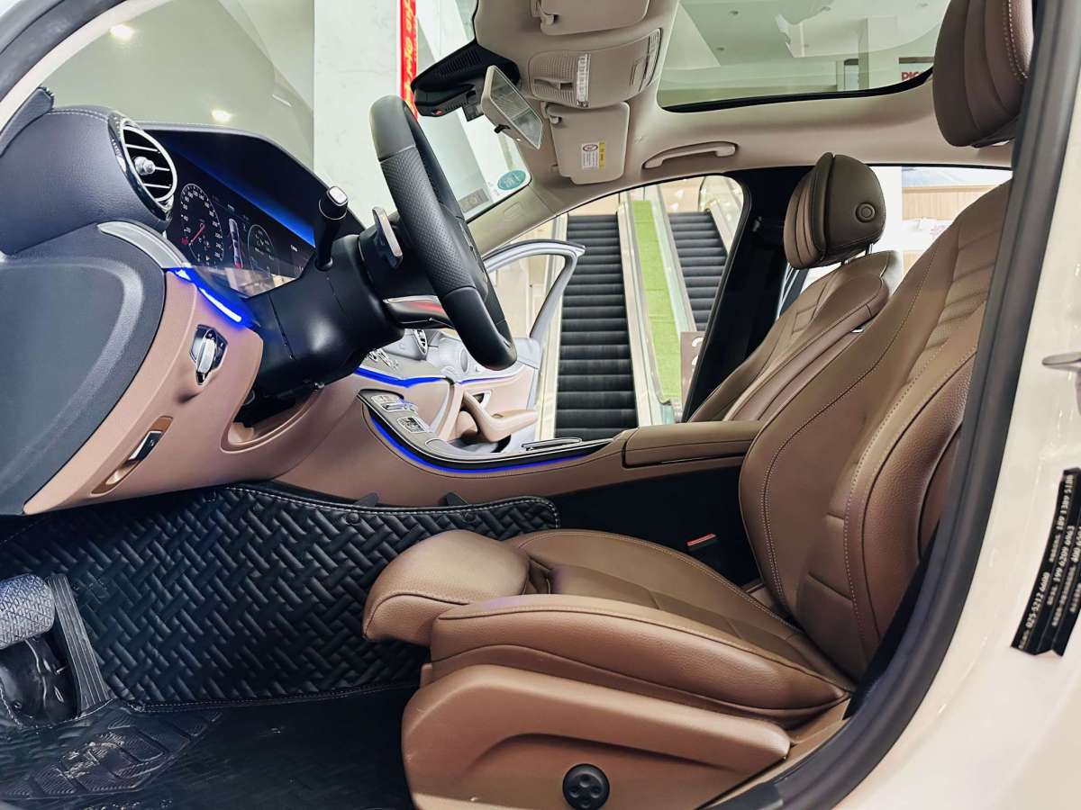 奔驰 奔驰E级  2018款 E 200 L 运动型图片