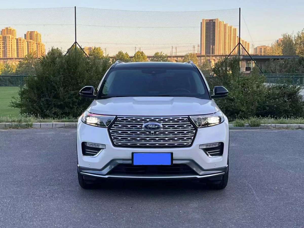 福特 探險(xiǎn)者  2020款 EcoBoost 285 四驅(qū)鈦金版 7座圖片