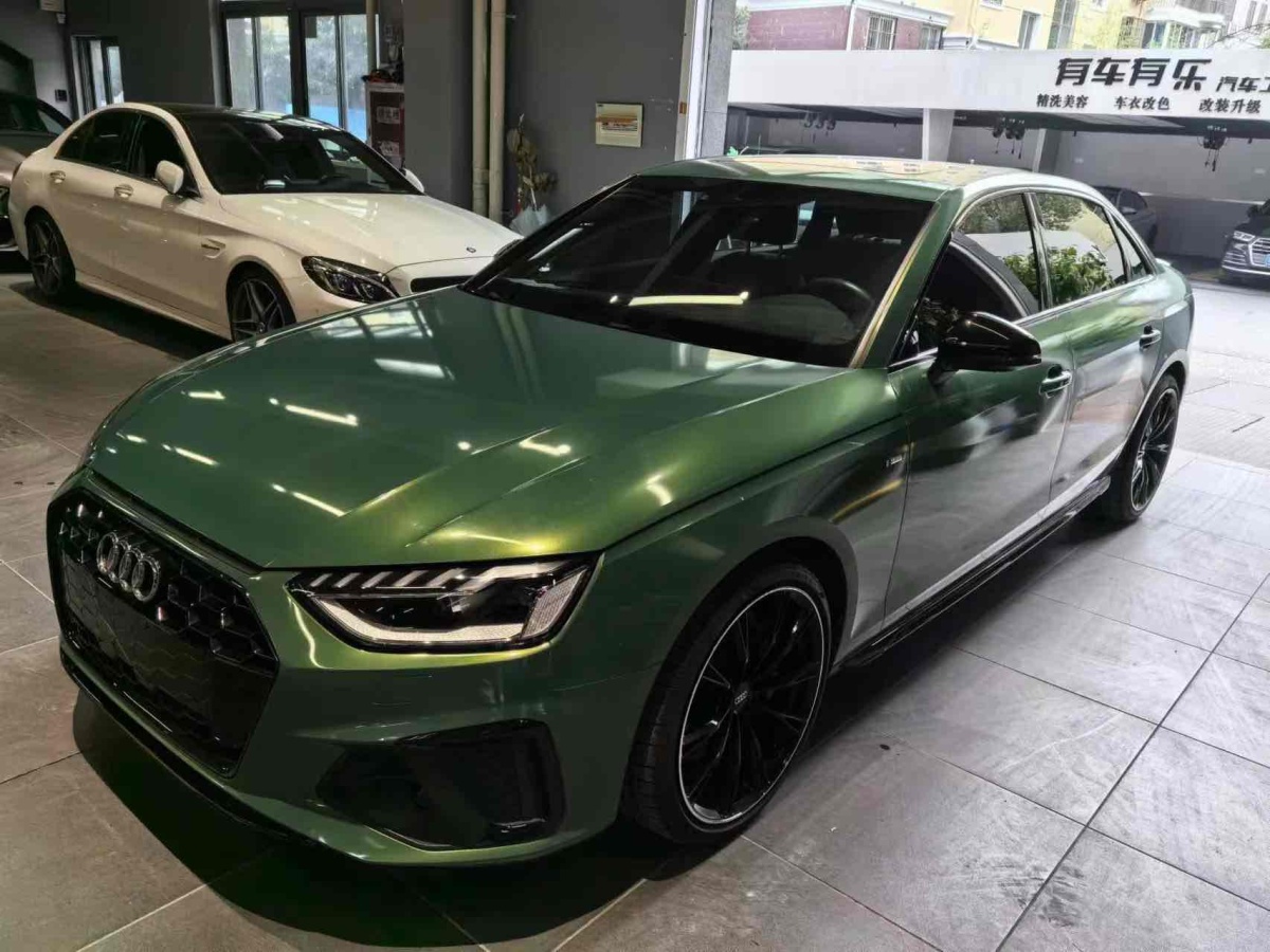 奧迪 奧迪A4L  2022款 45 TFSI quattro 臻選動(dòng)感型圖片