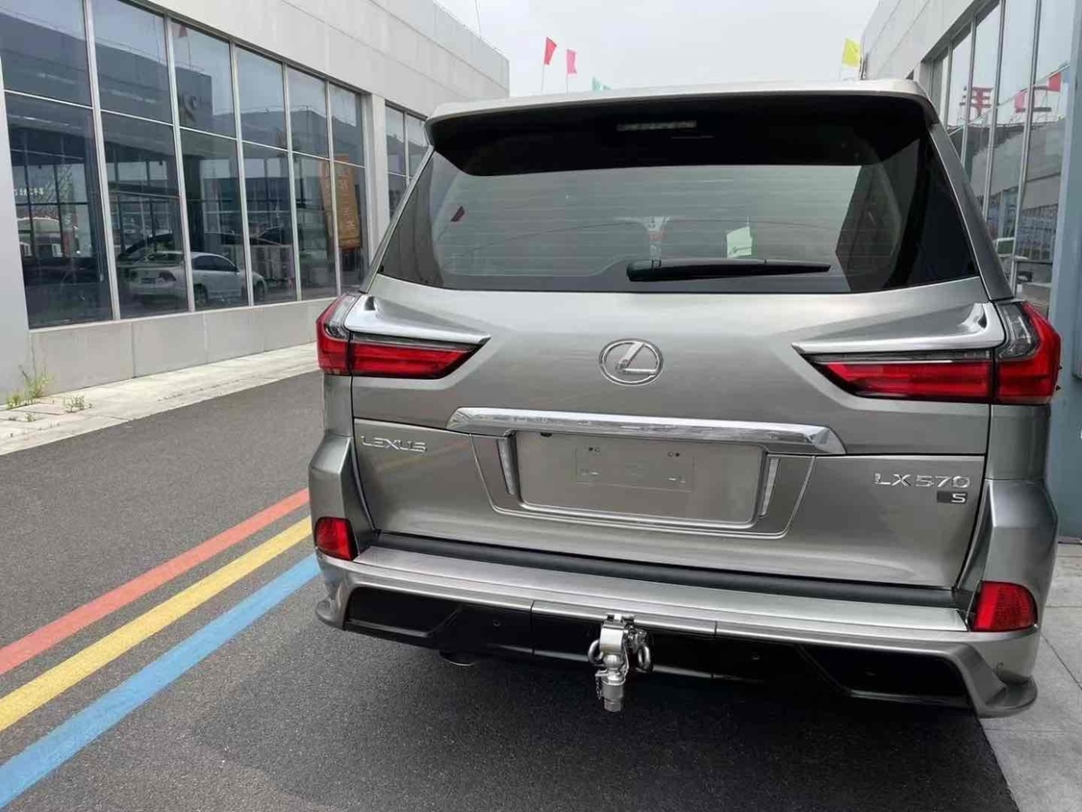 雷克薩斯LX 2018款 LX570 限量 S(中東)圖片