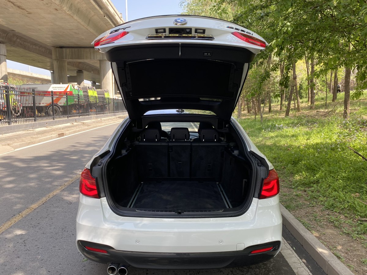 宝马 宝马3系GT  2018款 330i xDrive M运动型图片
