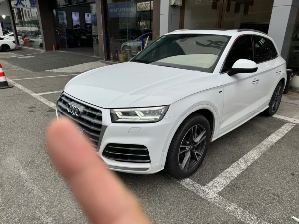 奥迪 奥迪Q5L  2020款 45 TFSI 尊享时尚型