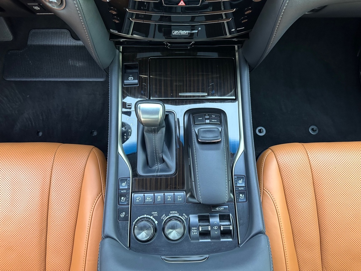 Lexus LX2019 Model 570 Dynamic Deluxe Edition图片