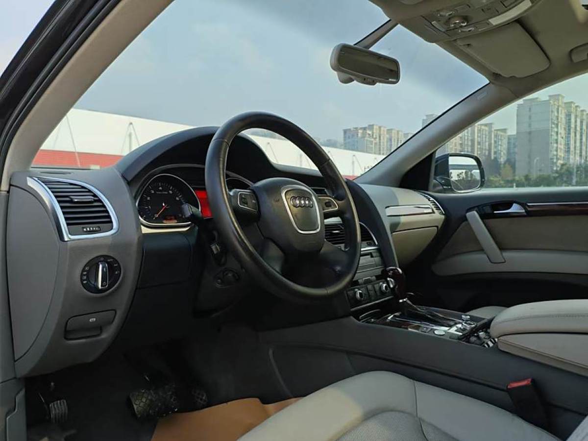 奧迪 奧迪Q7  2007款 3.6 FSI quattro 豪華型圖片