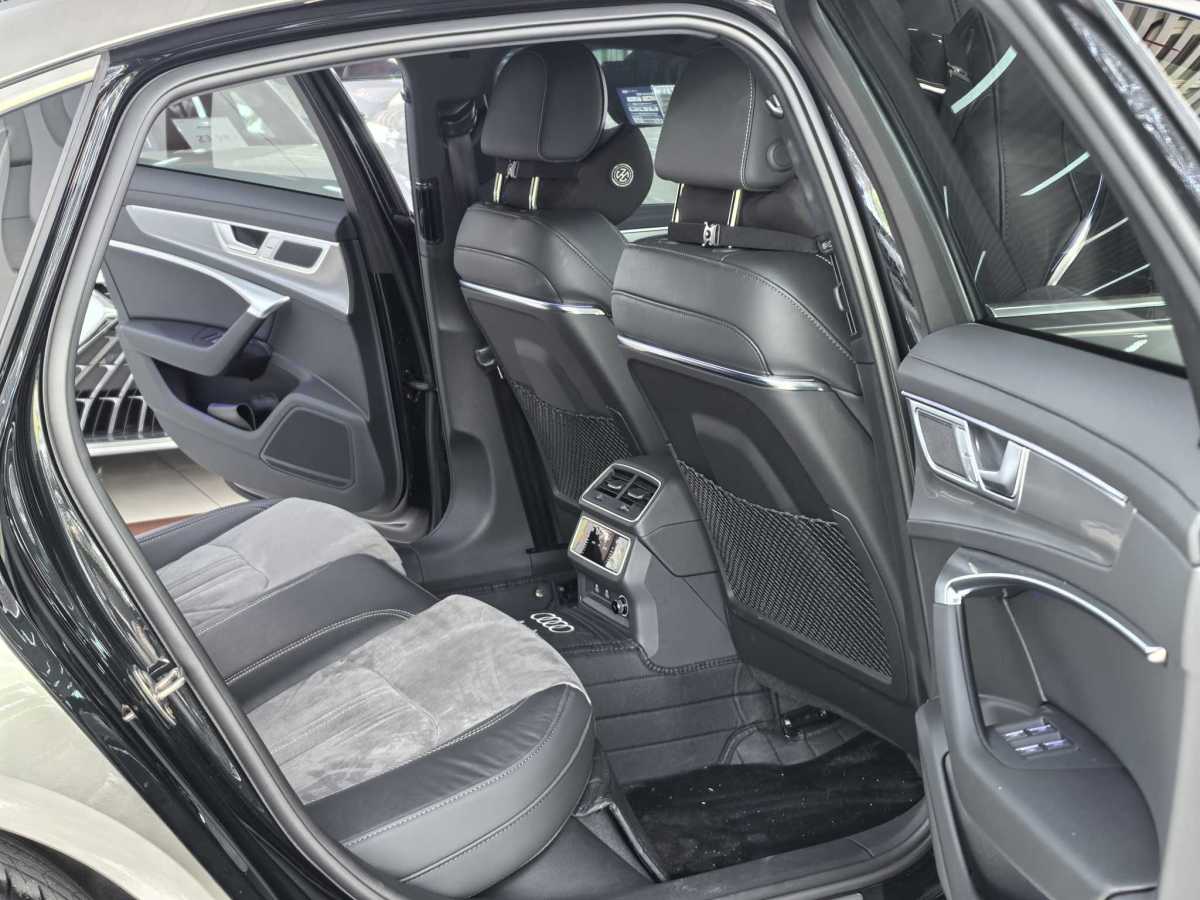 奧迪 奧迪A6L  2024款 45 TFSI 臻選動感型圖片