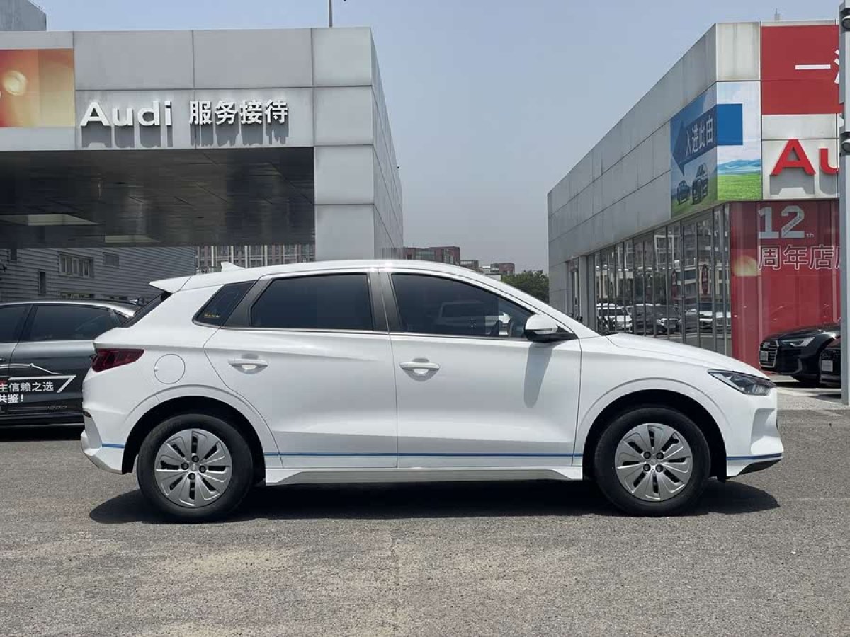 比亞迪 e2  2021款 標(biāo)準(zhǔn)型圖片