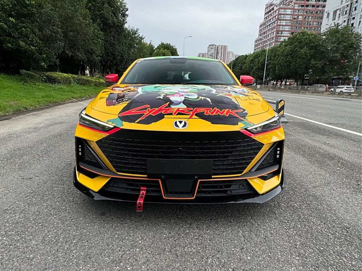 長(zhǎng)安 長(zhǎng)安UNI-V  2023款 1.5T 運(yùn)動(dòng)版圖片