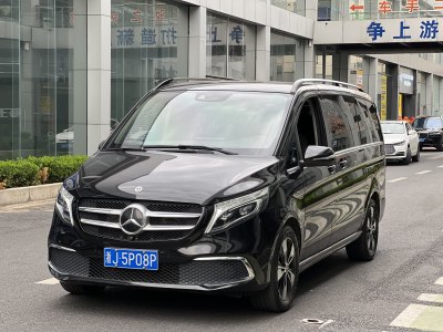 2022年3月 奔馳 V級 V 260 L 長軸距尊貴版圖片