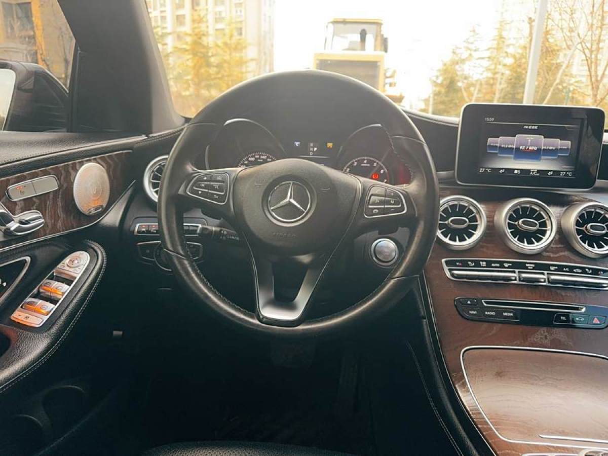 奔馳 奔馳GLC  2016款 GLC 300 4MATIC 動感型圖片