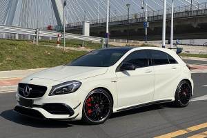 奔驰A级AMG 奔驰 AMG A 45 4MATIC