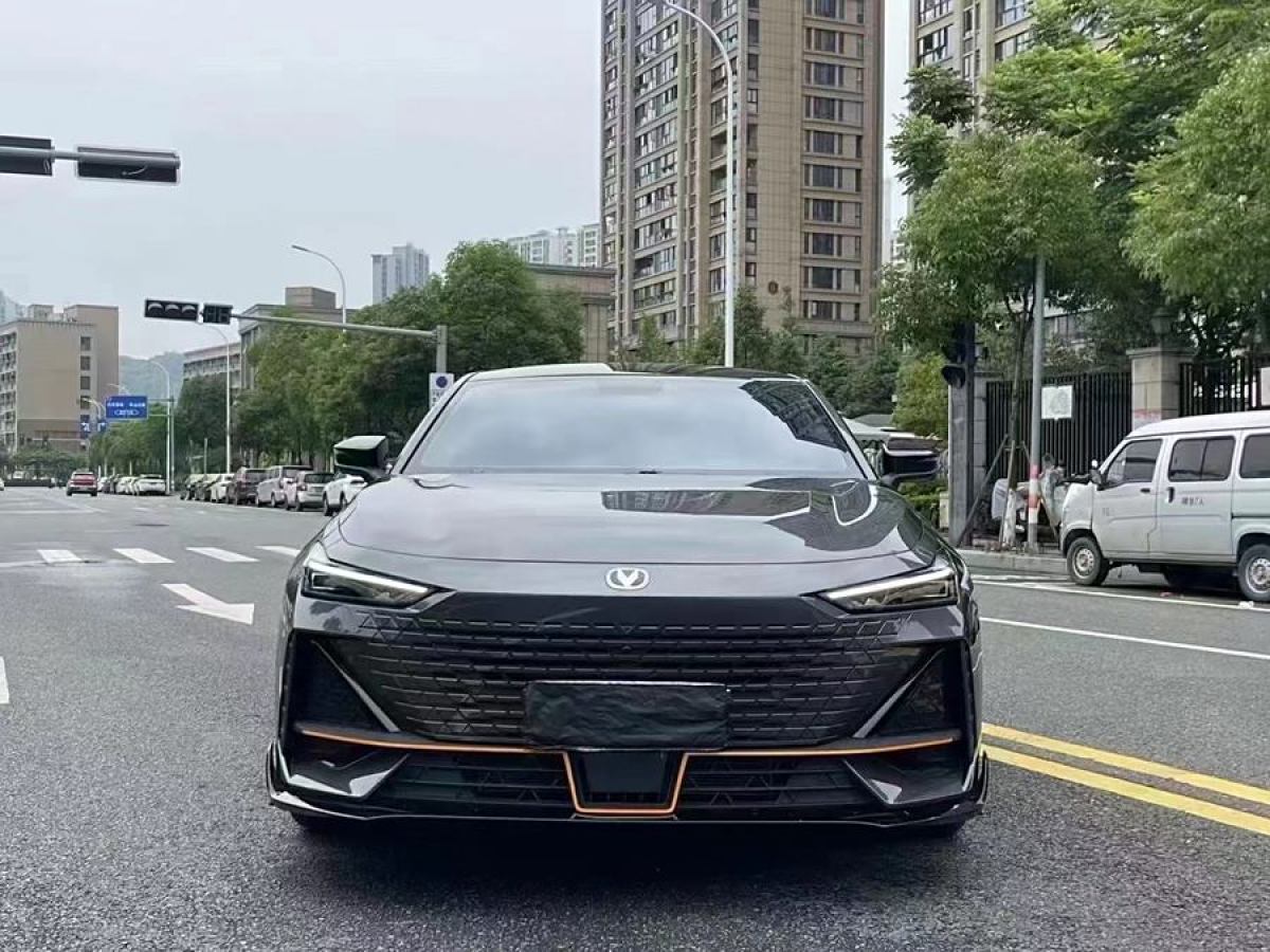 長(zhǎng)安 長(zhǎng)安UNI-V  2023款 1.5T 運(yùn)動(dòng)版圖片