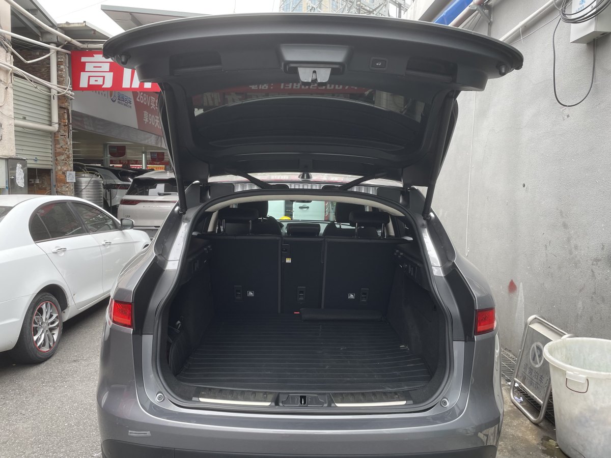 捷豹 F-PACE  2020款 2.0T 賽旗版圖片