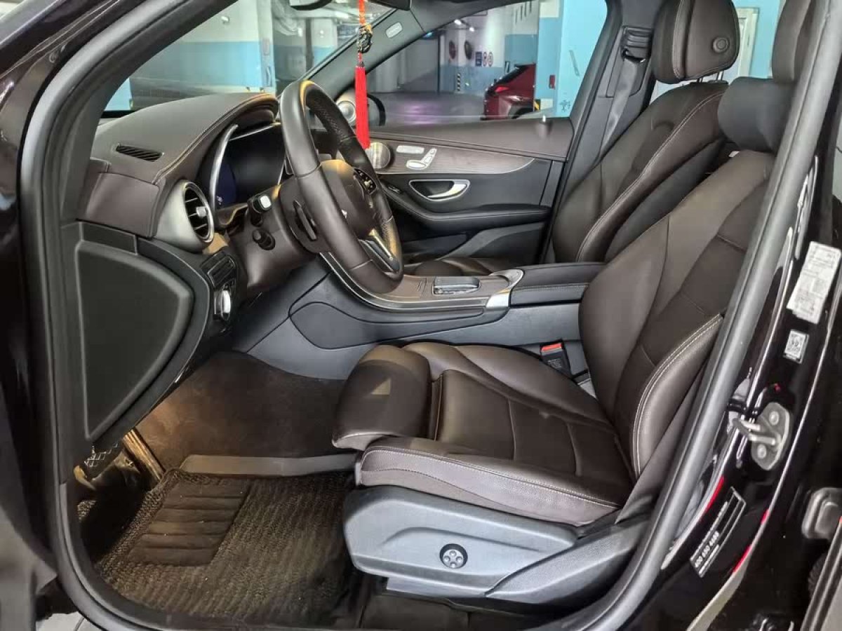 奔馳 奔馳GLC  2018款 改款 GLC 300 4MATIC 動感型圖片