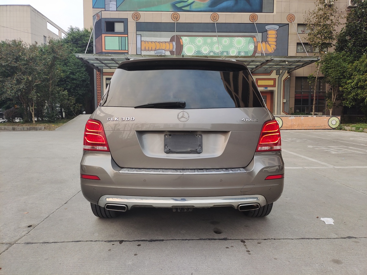 奔馳 奔馳GLK級  2013款 GLK 300 4MATIC 豪華型圖片