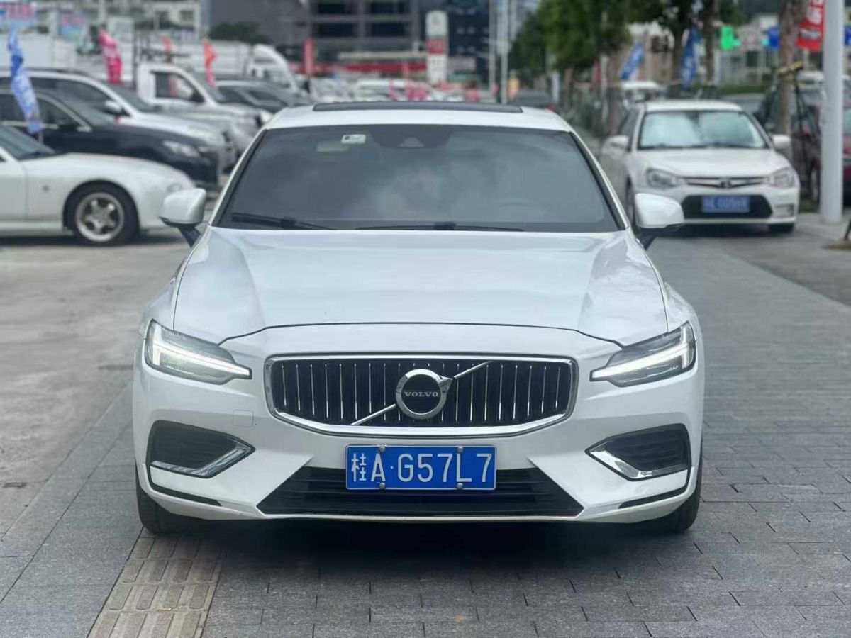 沃爾沃 S60L  2021款 T3 智行豪華版圖片