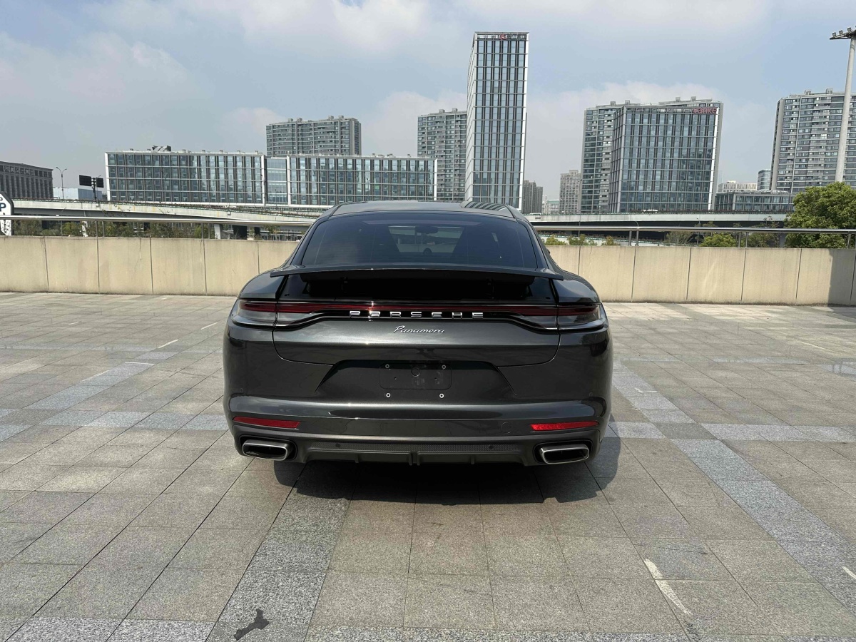 保時(shí)捷 Panamera  2023款 Panamera 行政加長版 2.9T圖片