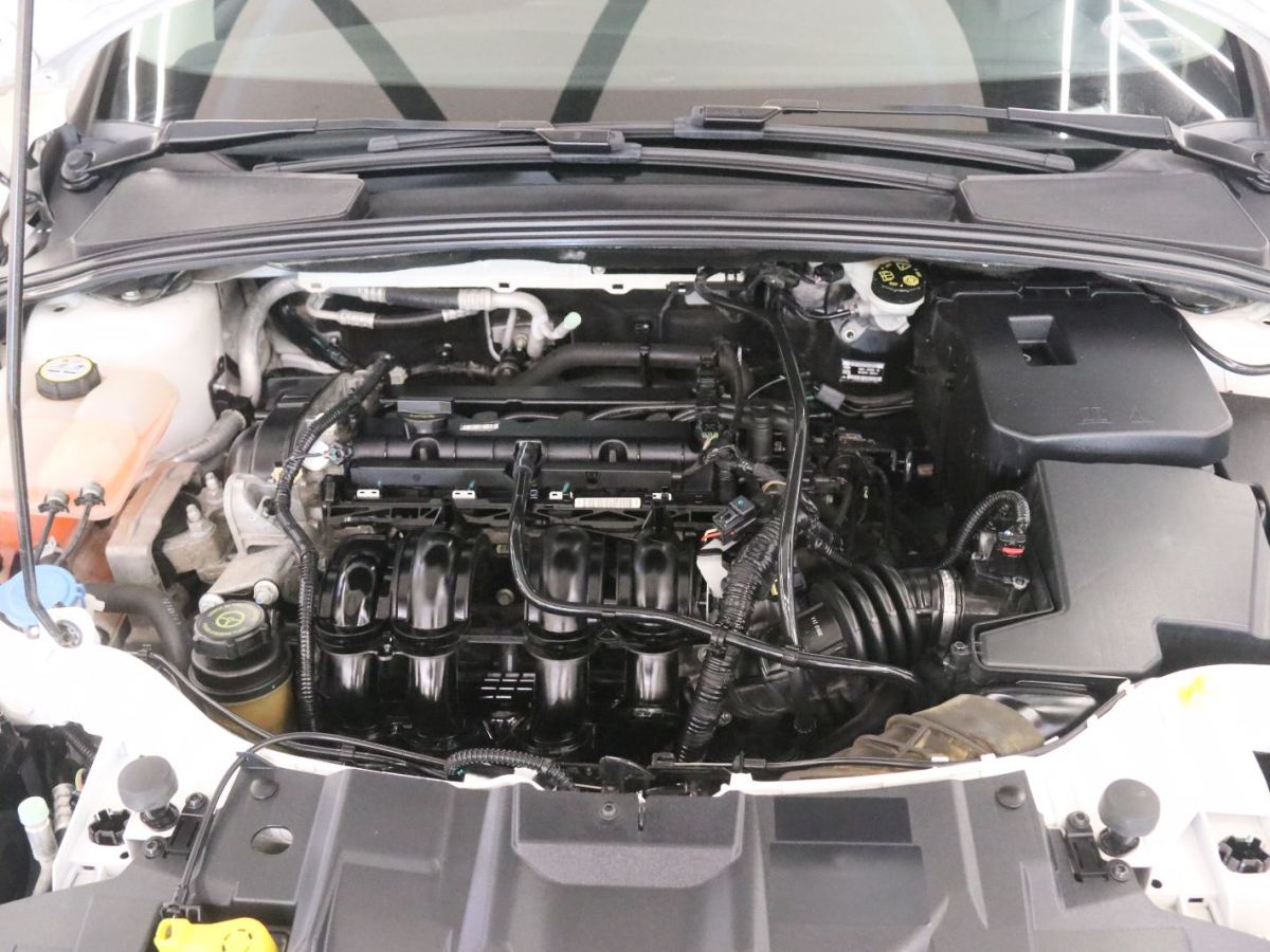 福特 ?？怂? 2017款 三廂 1.6L 自動(dòng)風(fēng)尚型智行版圖片