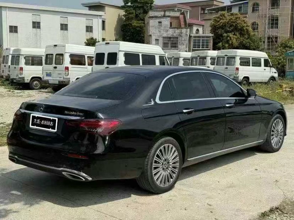 奔馳 奔馳E級(jí)  2022款 E 300 L 豪華型圖片