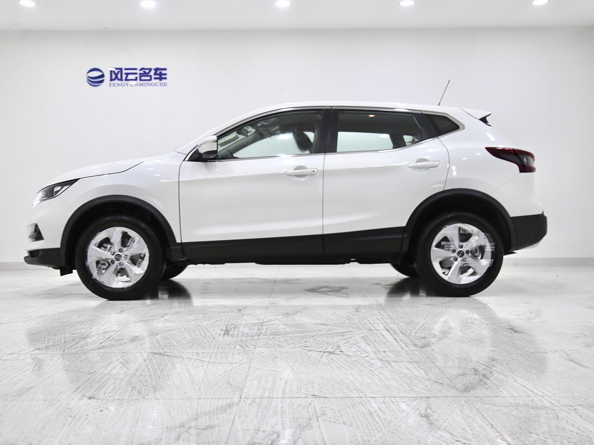 日產(chǎn) 逍客  2023款 經(jīng)典 2.0L CVT XV舒適版圖片