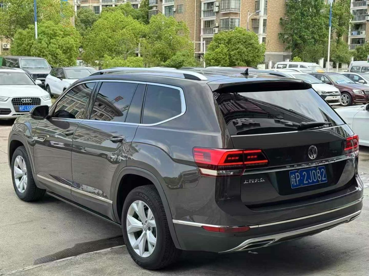 大眾 輝昂  2018款 380TSI 兩驅(qū)商務(wù)版圖片