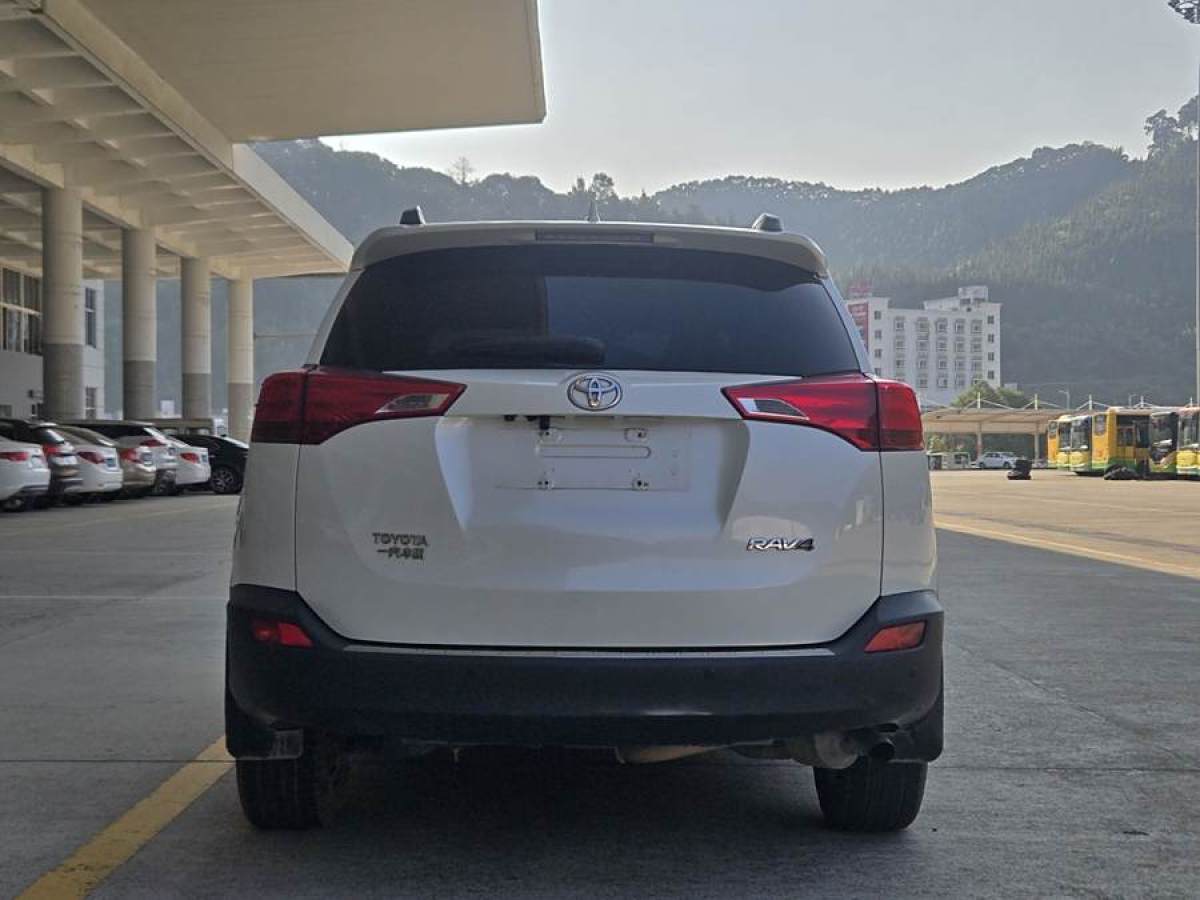 豐田 RAV4榮放  2015款 2.0L CVT兩驅風尚版圖片