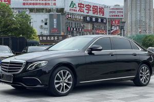 奔驰E级 奔驰 E 200 L