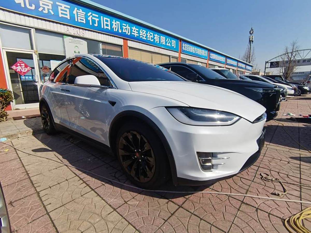 特斯拉 Model X  2016款 Model X 90D圖片