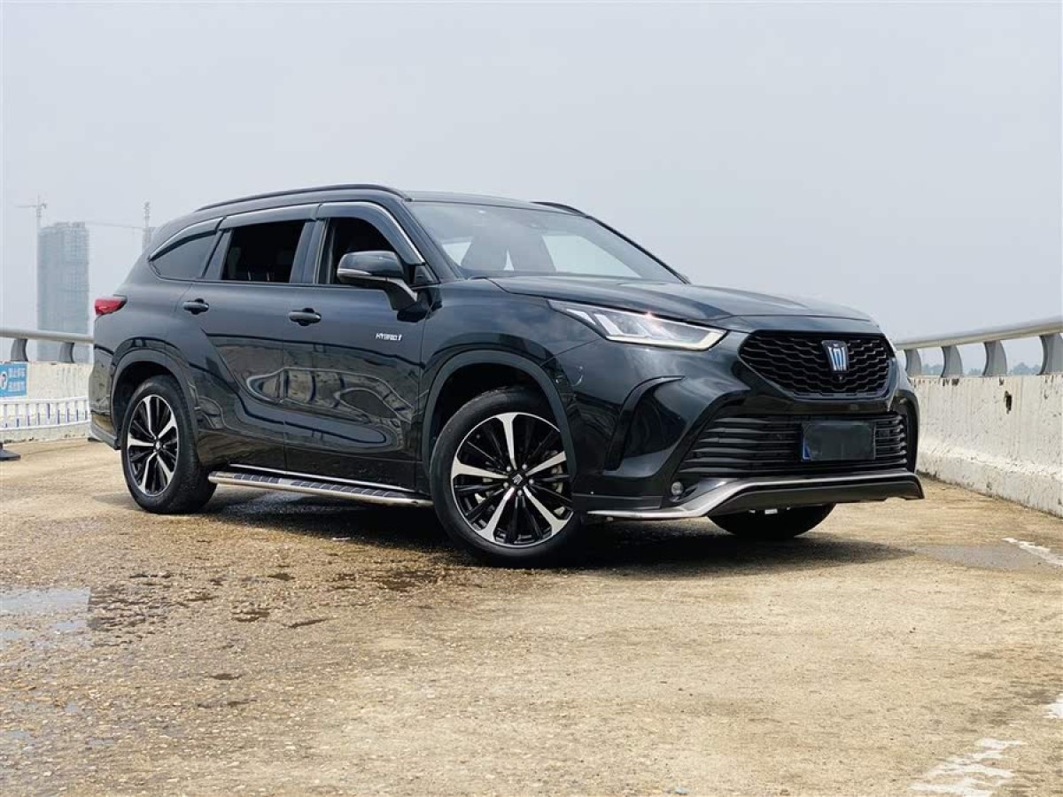 豐田 皇冠陸放  2022款 2.5L HEV四驅(qū)尊貴版圖片