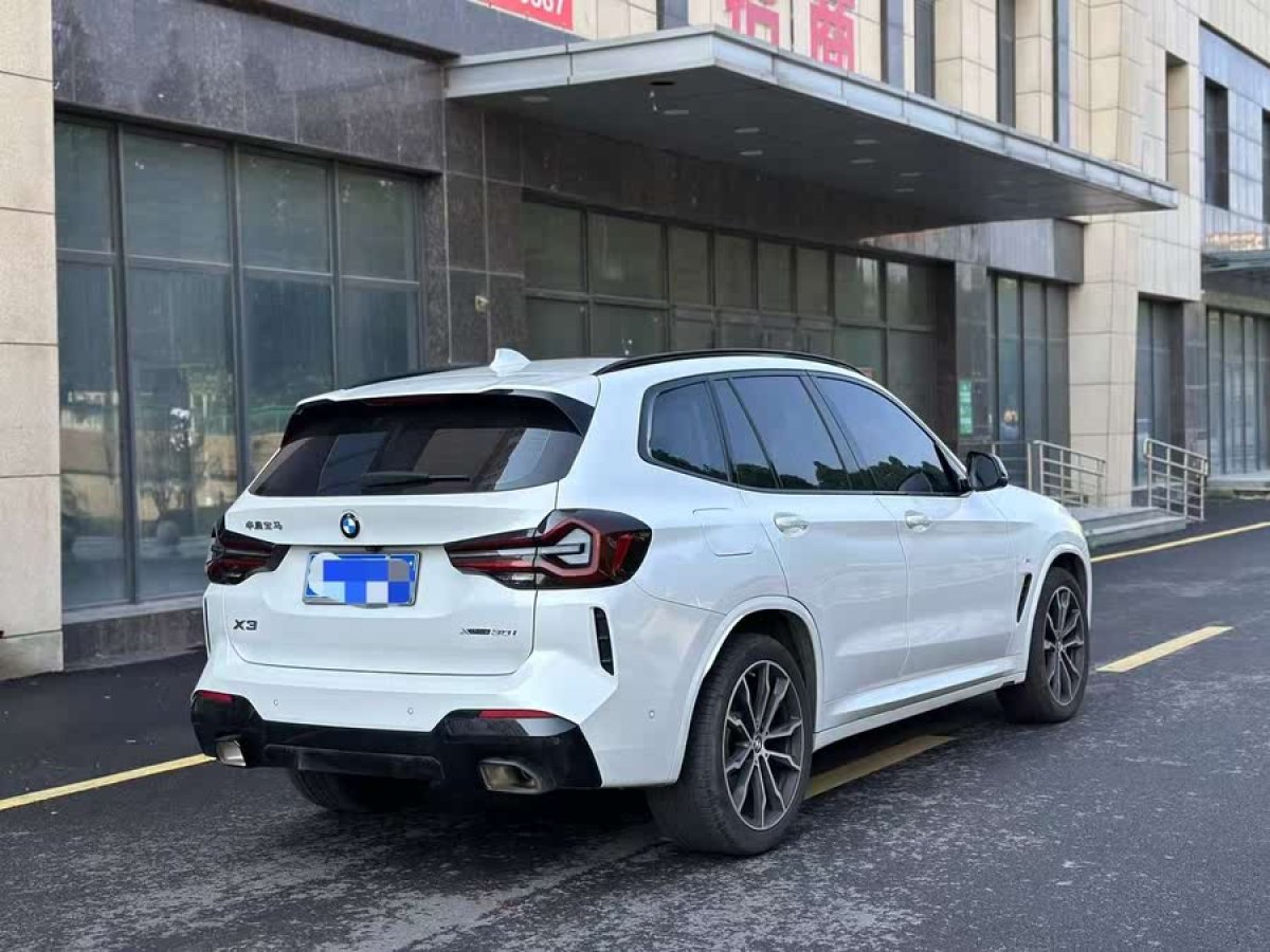 寶馬 寶馬X3  2023款 xDrive30i 領(lǐng)先型 M曜夜套裝圖片
