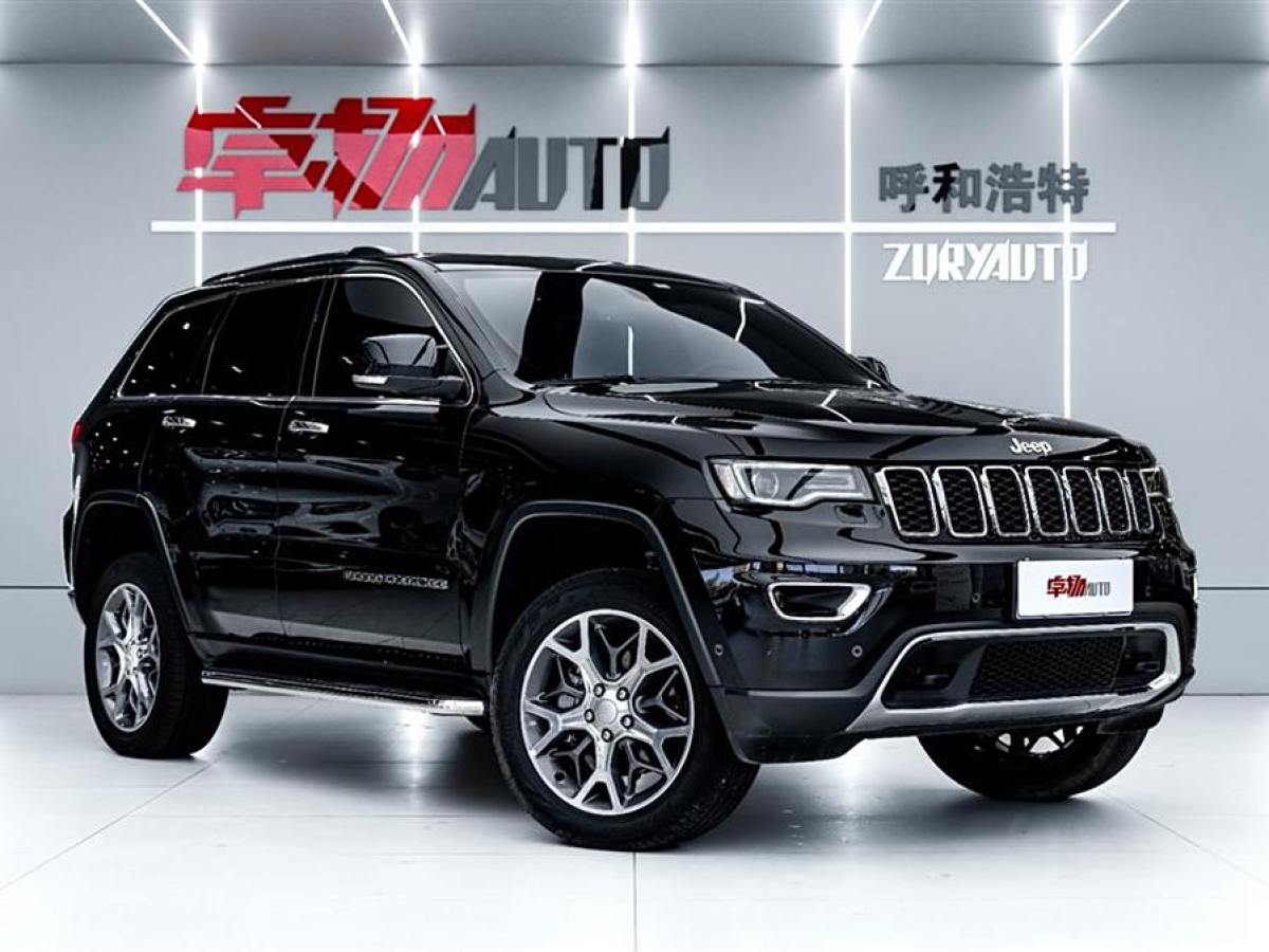 2022年1月Jeep 大切諾基  2020款 3.0L 精英導(dǎo)航版