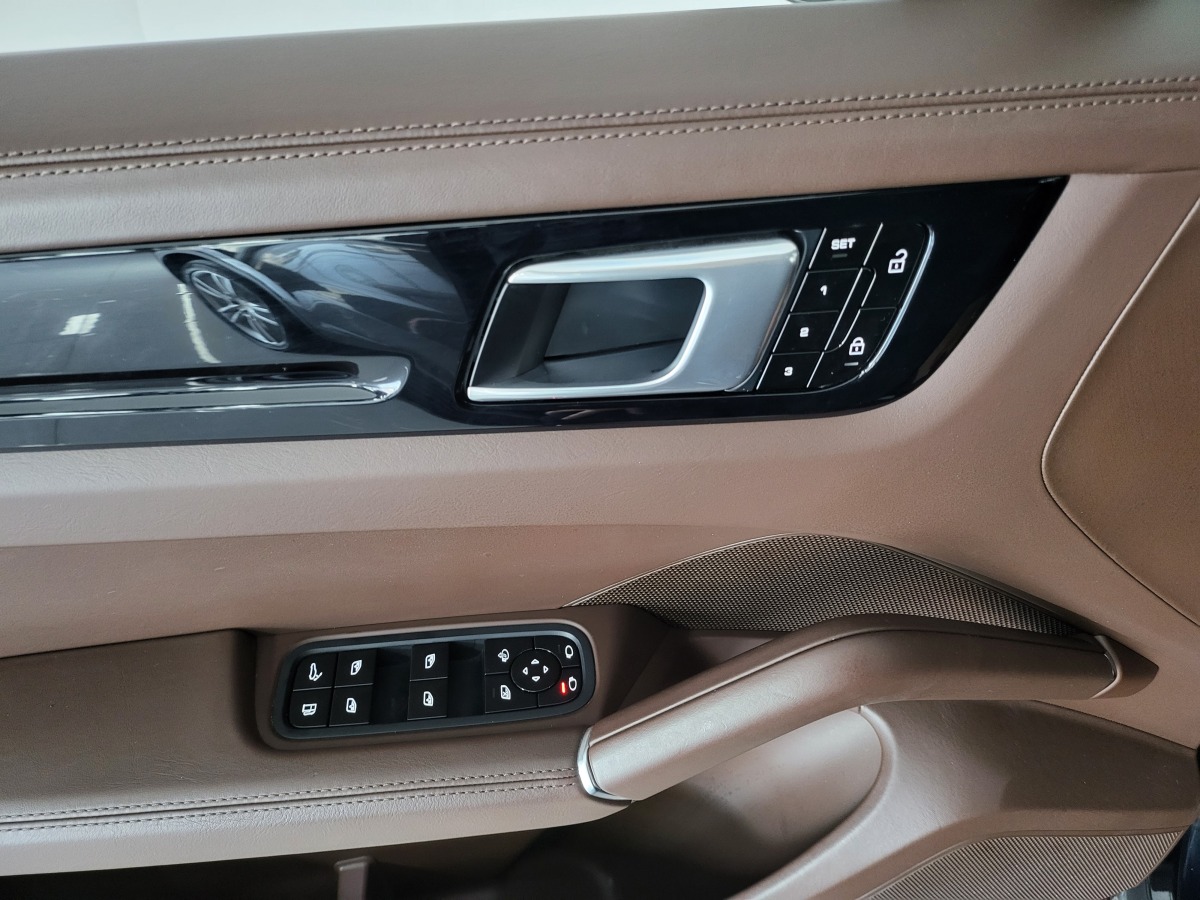 保時捷 Cayenne新能源  2020款 Cayenne E-Hybrid 2.0T圖片